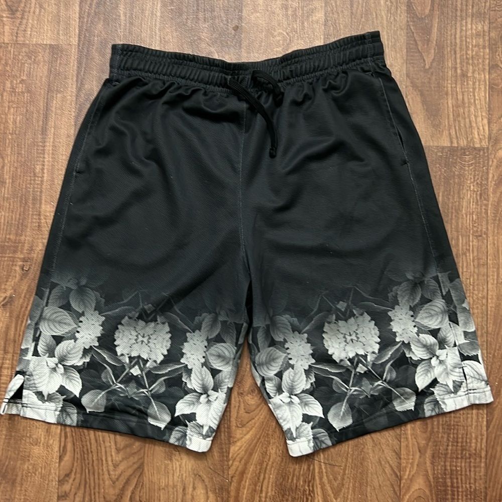 Coachella x H&M Floral Print Shorts